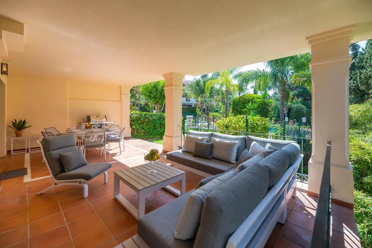 Apartment Vacation Marbella I El Palmeral, Top Location, Ground Floor Apt, Newly Furnished