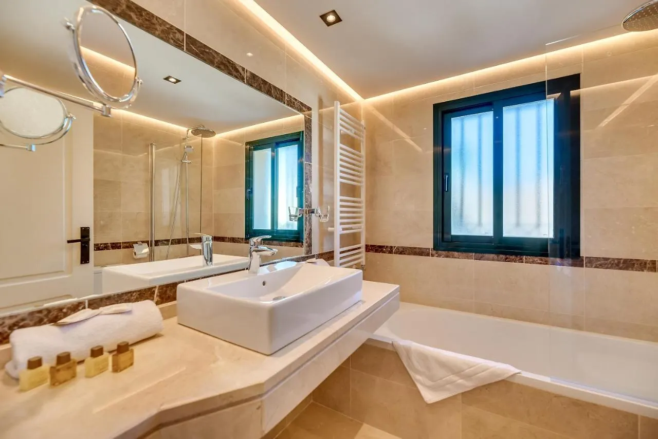 Apartment Vacation Marbella I El Palmeral, Top Location, Ground Floor Apt, Newly Furnished Spain