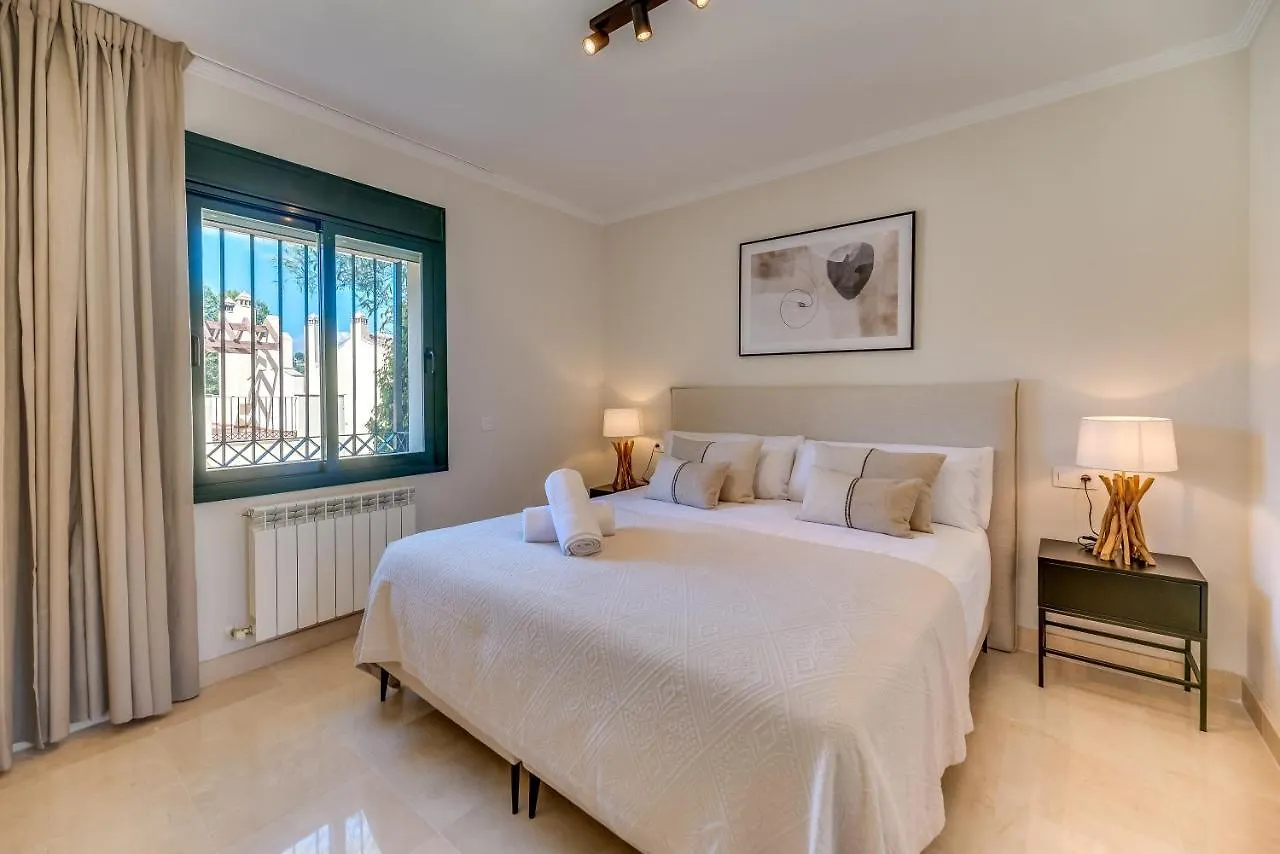 Vacation Marbella I El Palmeral, Top Location, Ground Floor Apt, Newly Furnished Apartment
