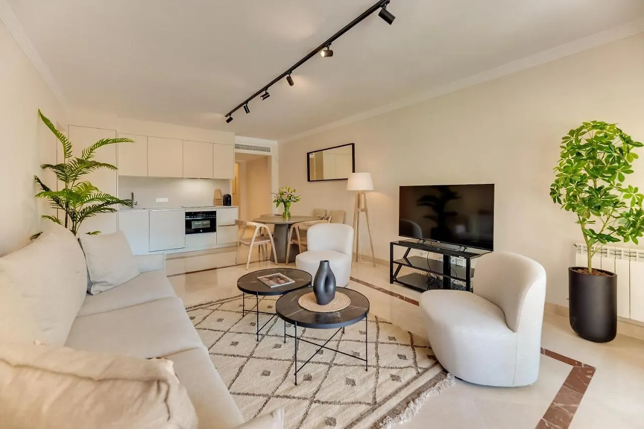 Apartment Vacation Marbella I El Palmeral, Top Location, Ground Floor Apt, Newly Furnished Spain
